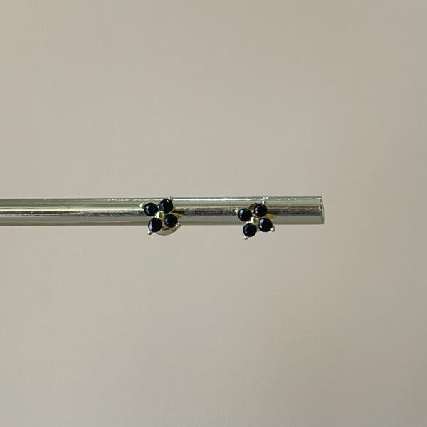 ARETES MINI FLOR CRISTAL NEGRO