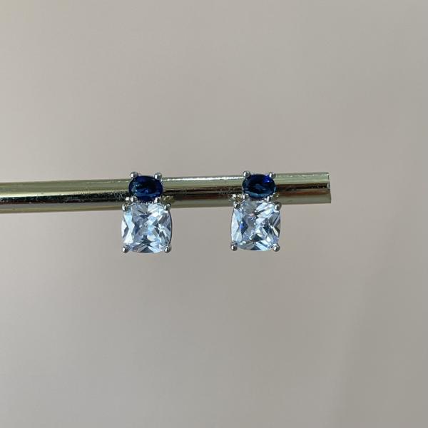 ARETES CRISTAL AZUL MARINO Y CLEAR SILVER