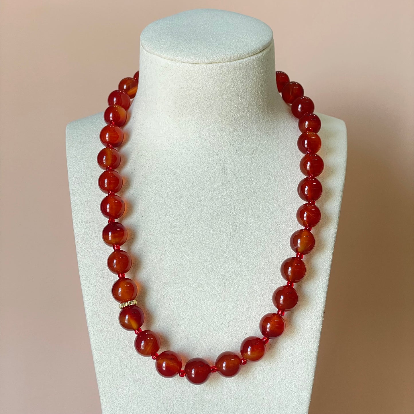 COLLAR MOROCCO ROJO