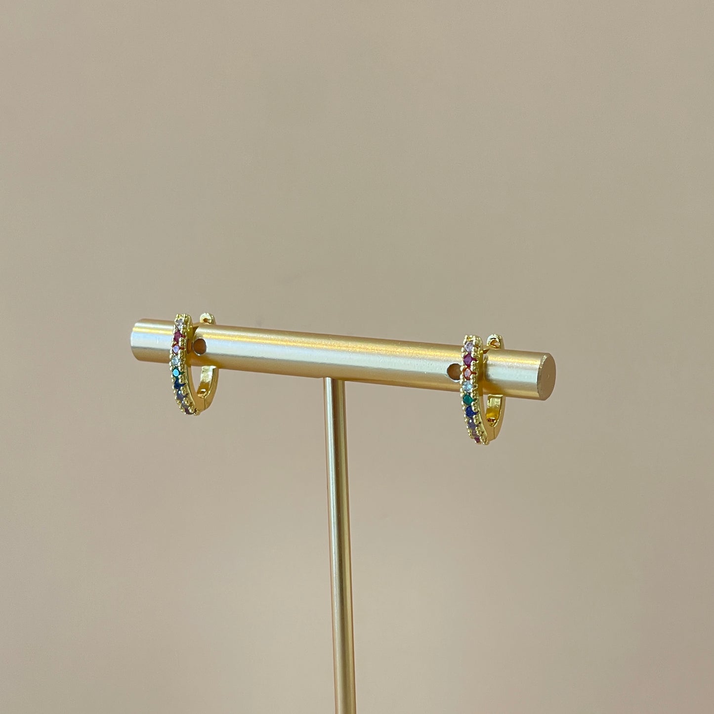 ARRACADAS OVALADAS CRISTALES COLORFUL