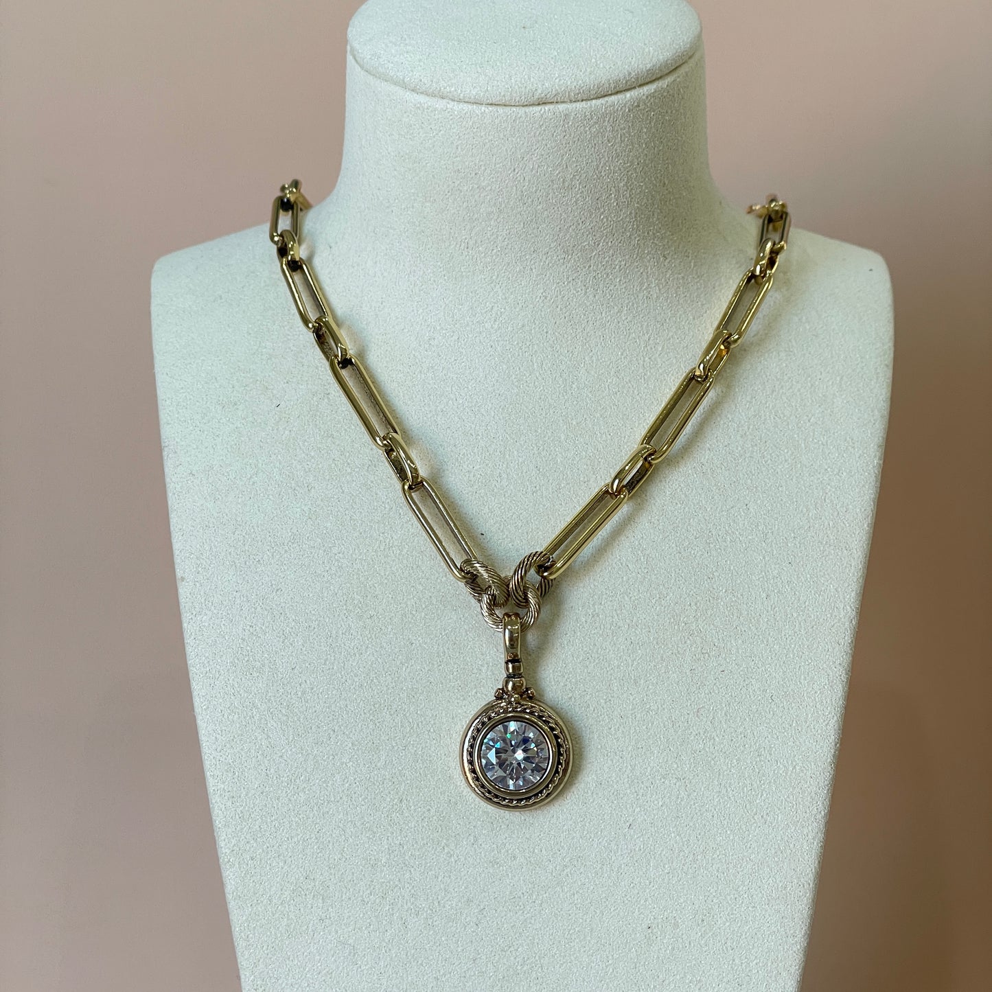 COLLAR SHIELDED CRISTAL