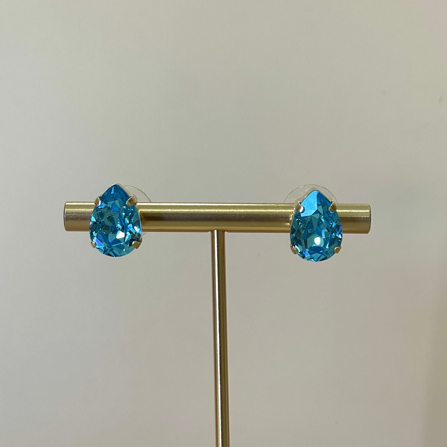 ARETE GOTA CRISTAL BABY BLUE