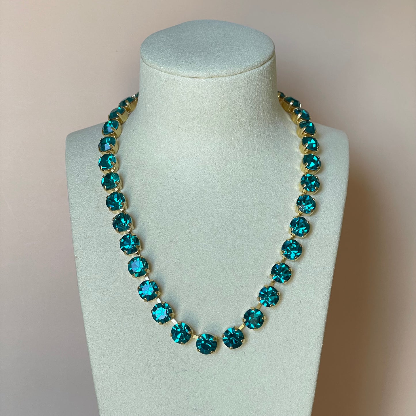 COLLAR SHINE JADE -GOLD