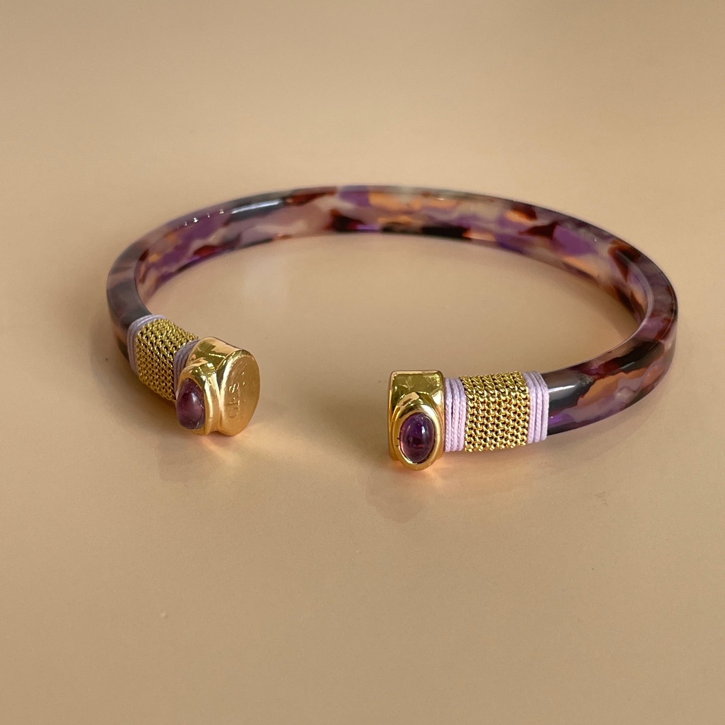 BRAZALETE SARINA CAREY MORADO - CUARZO LILA