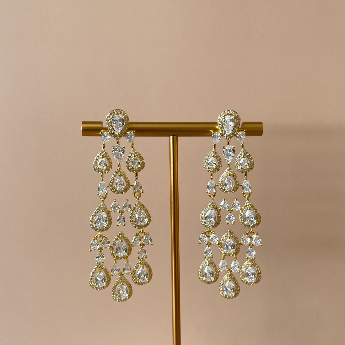 ARETES LIZ CANDELABRO DORADO