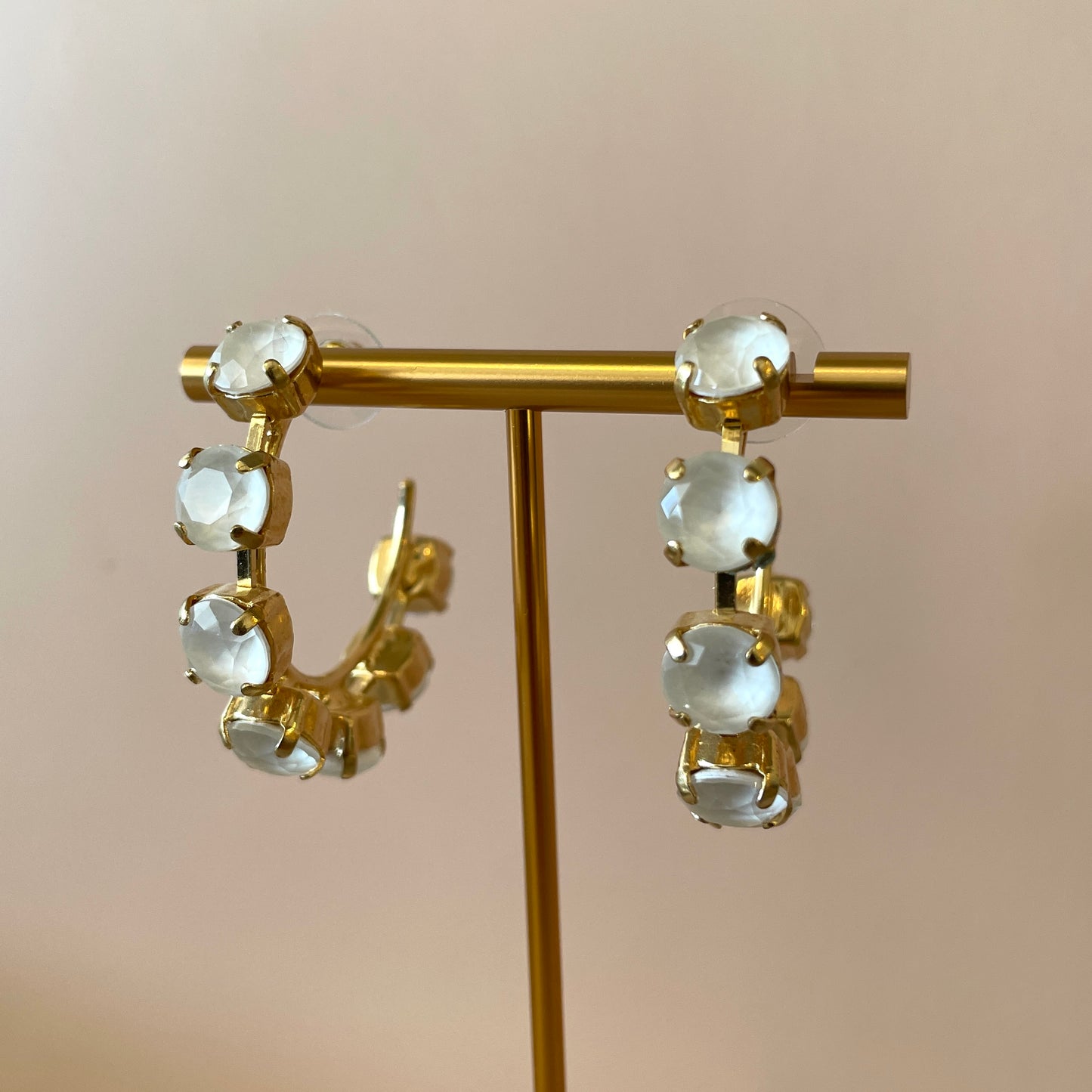 CRYSTAL HOOPS BLANCO OPACO