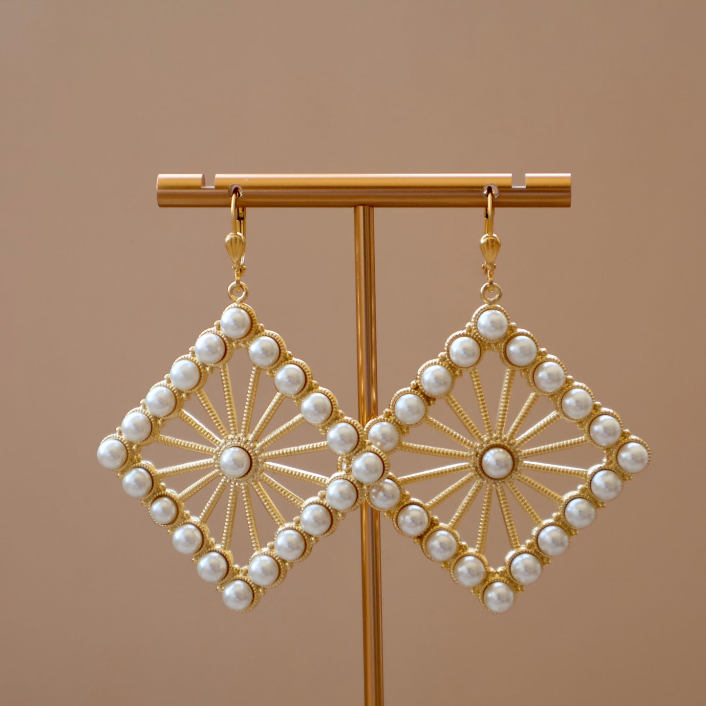 ARETES ROMBO PERLAS
