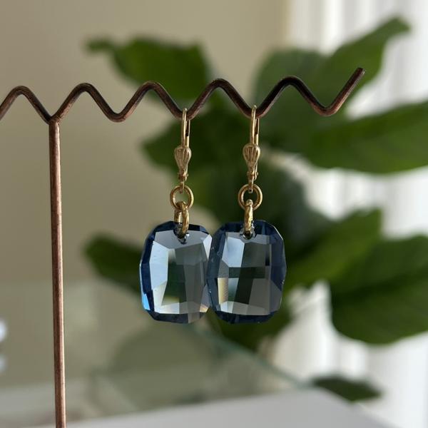 ARETES GRAPHIC BLUE