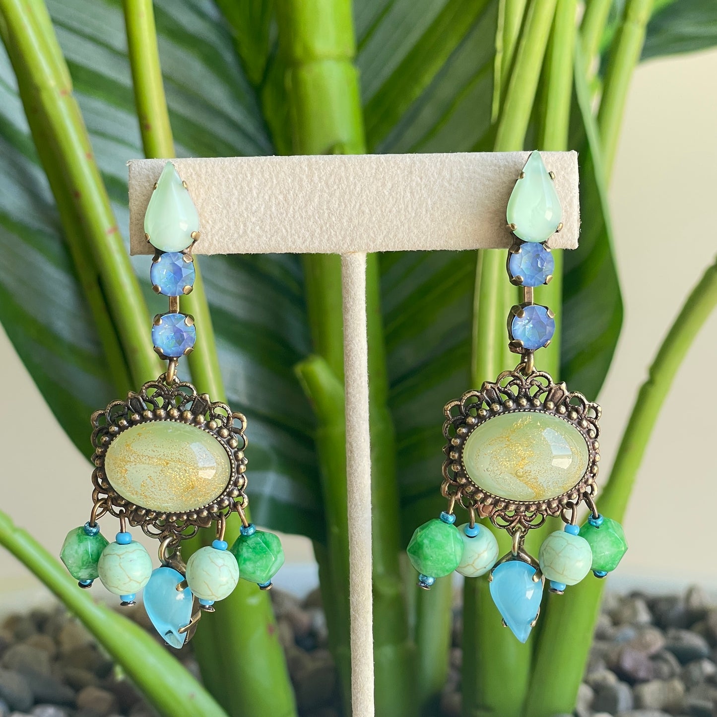 ARETES LOVE GREEN