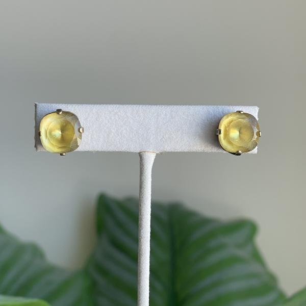 ARETES POST DAYLIGHT AMARILLO -D