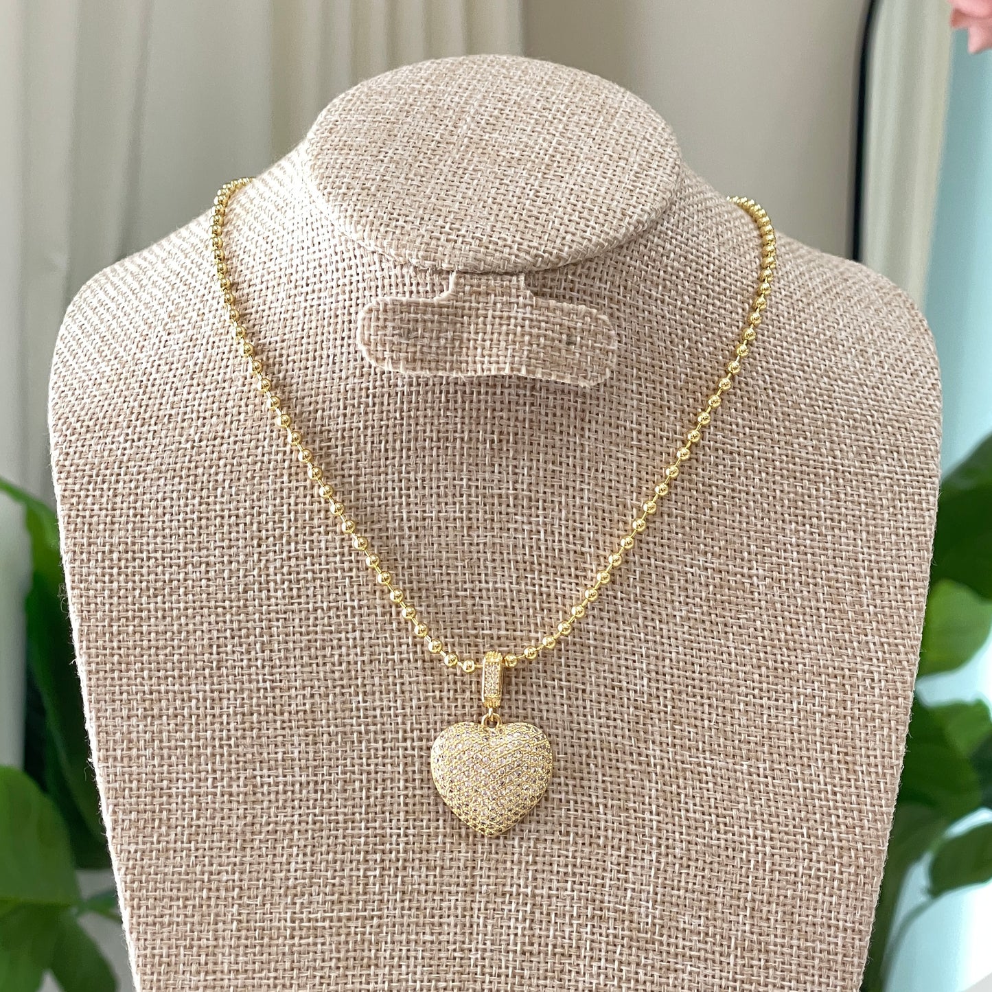 COLLAR CON DIJE DE CORAZON CON CRISTAL