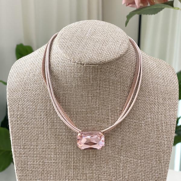 COLLAR ENROLLABLE MELISSA CRISTAL ROSA