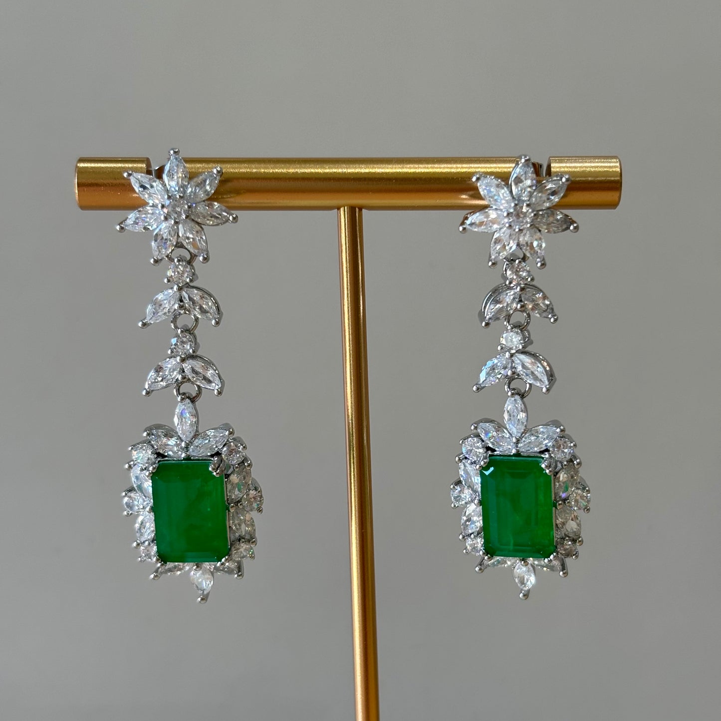 ARETES ETHEREAL EMERALD