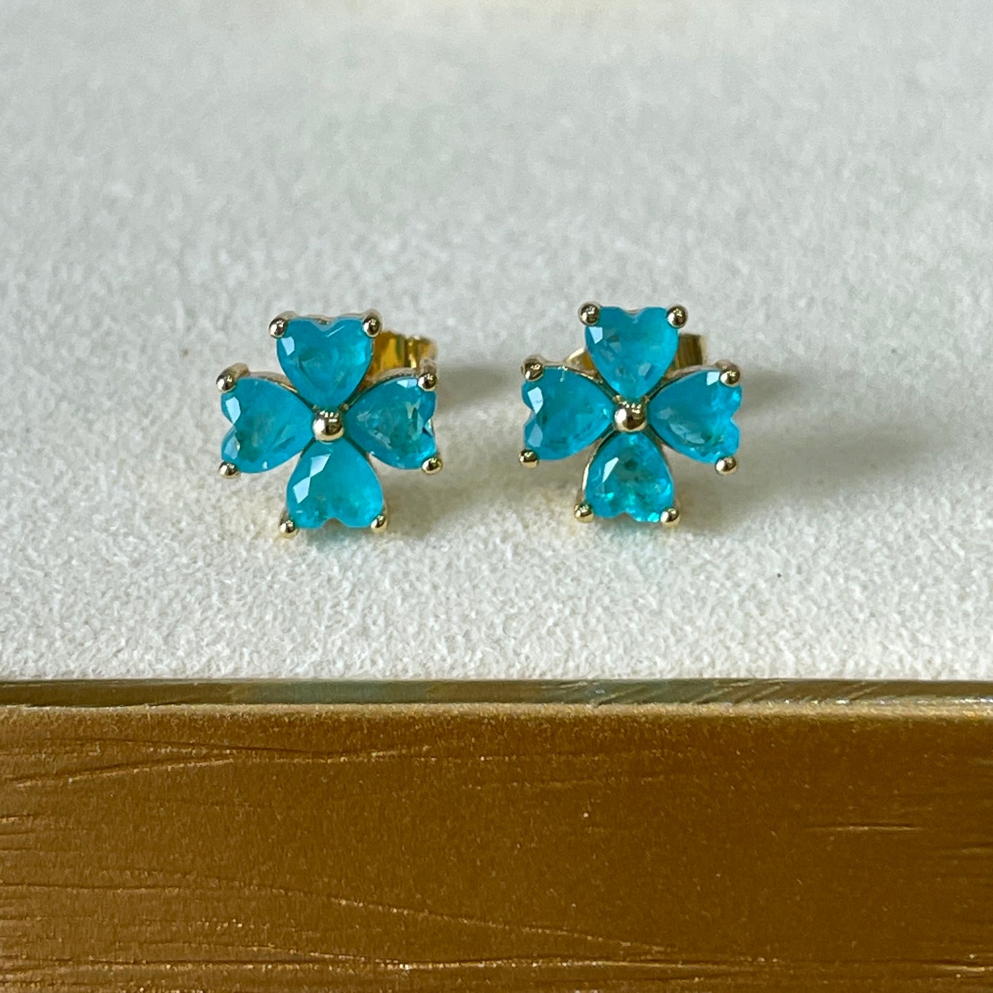 ARETES FLOR - AZUL CELESTE