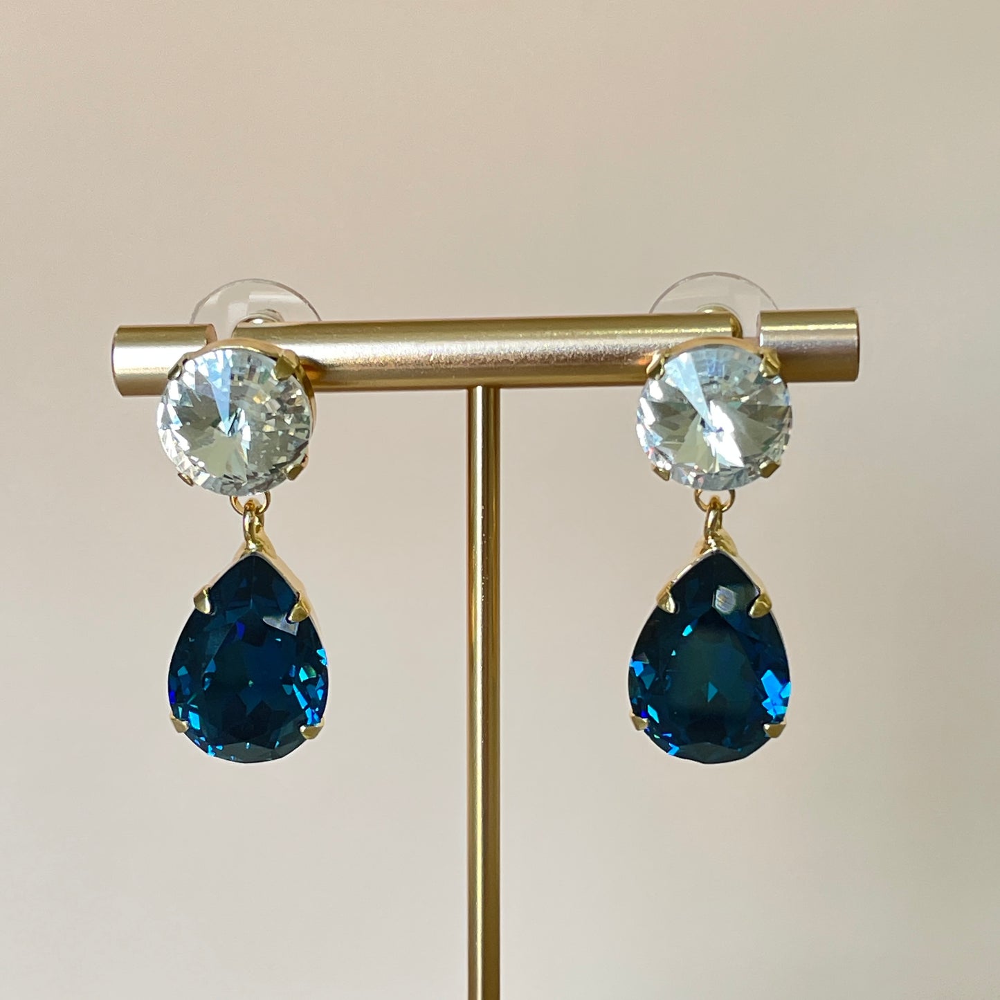ARETES ROMELIA -AZUL MARINO CLEAR