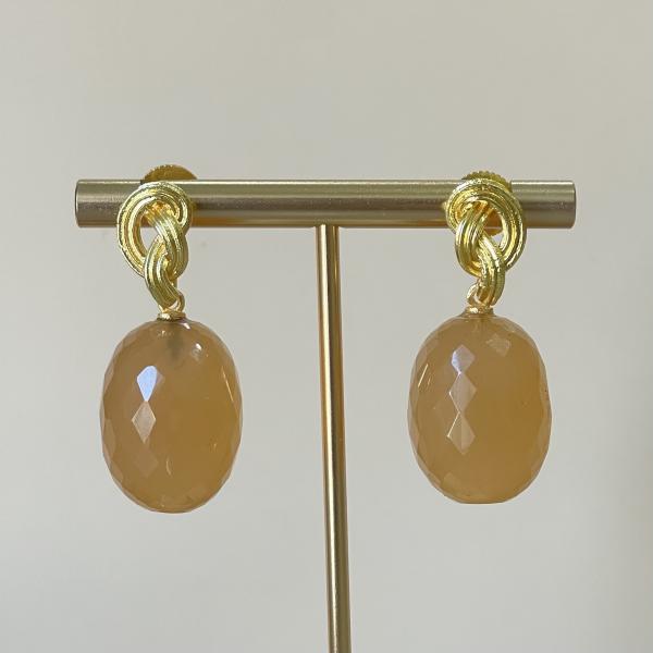 ARETES HEM PEACH CHALCEDONY HYDRO