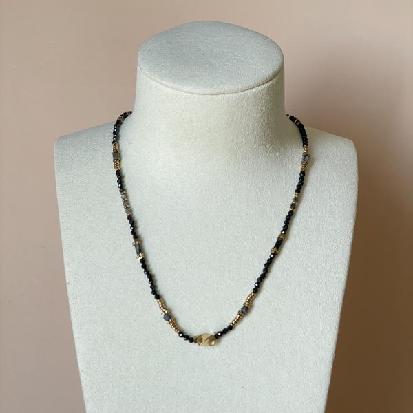 COLLAR LEILANI -NEGRO