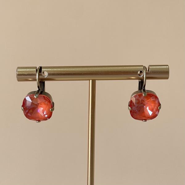 ARETES DAYLIGHT CORAL