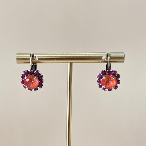 ARETES LIRIO CRISTAL CORAL FUCSIA