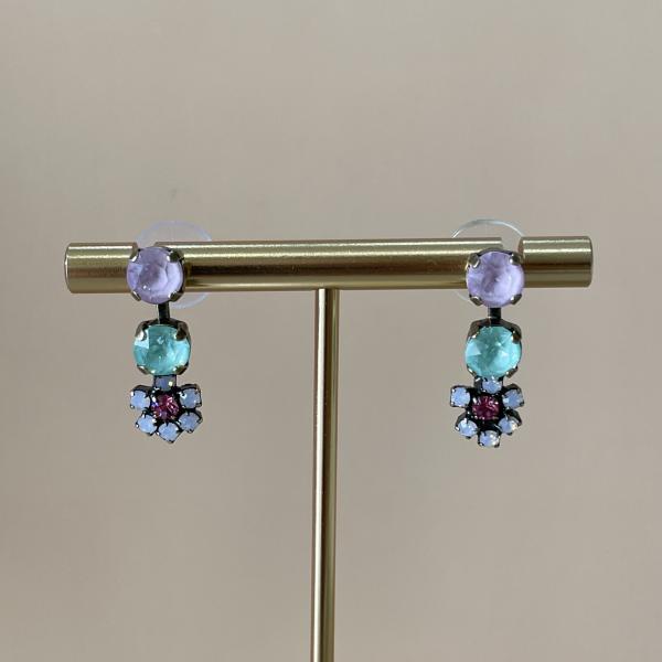 ARETES DALIA LAVANDA MENTA CON FLOR ROSA