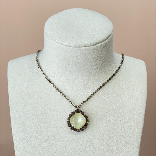 COLLAR VALLHALLA AMARILLO BUTTER