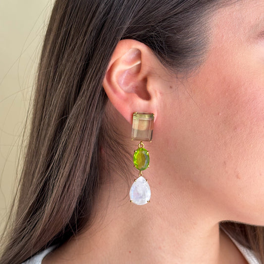 ARETES GEMSTONE MILKY CHALCEDONY