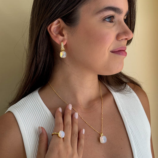 ANILLO MILKY CHALCEDONY