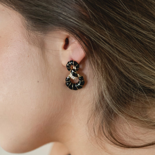 ARETES NIZA NEGRO