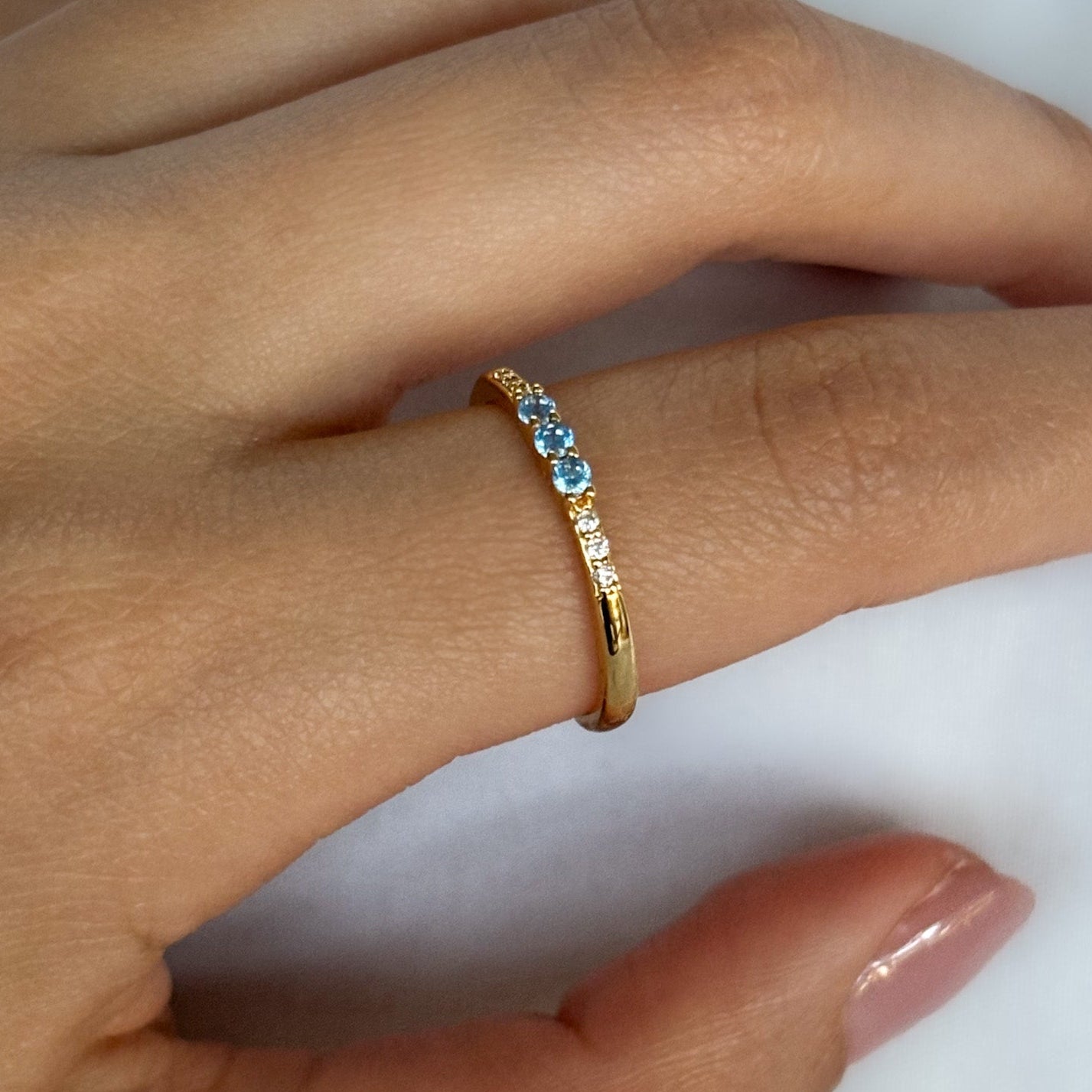 ANILLO TRES CRISTALES AZUL