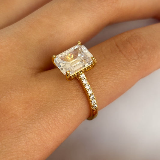 ANILLO CRISTAL CLEAR CUADRADO