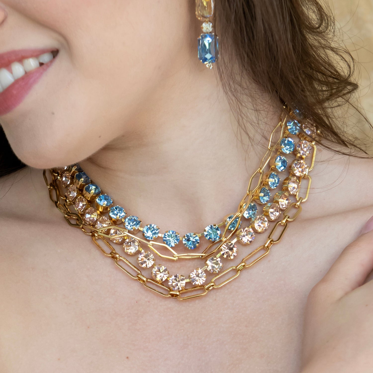 COLLARES