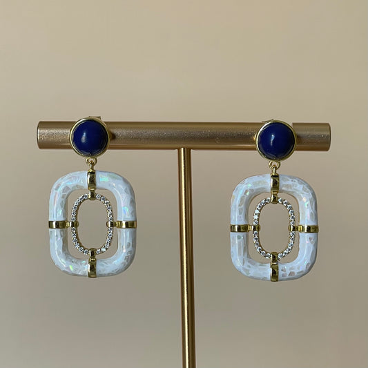 ARETES LAGOS COLOR BLANCO