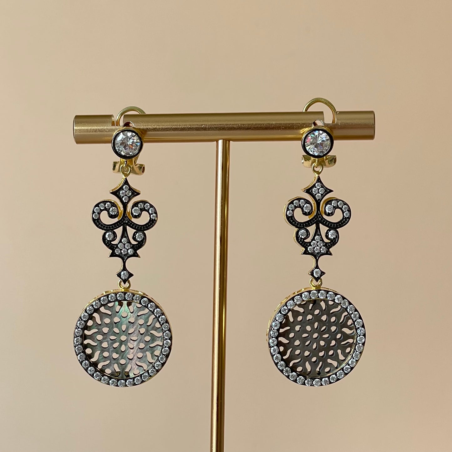 ARETES ZUMURA NEGRO