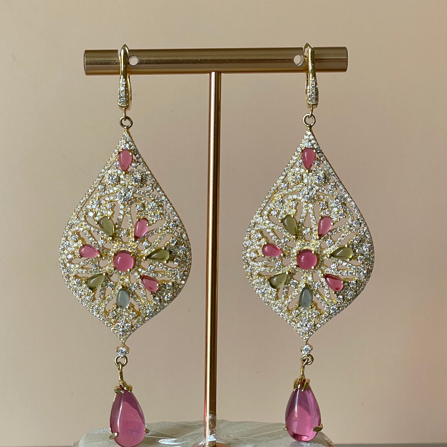 ARETES MARSELLA ROSA