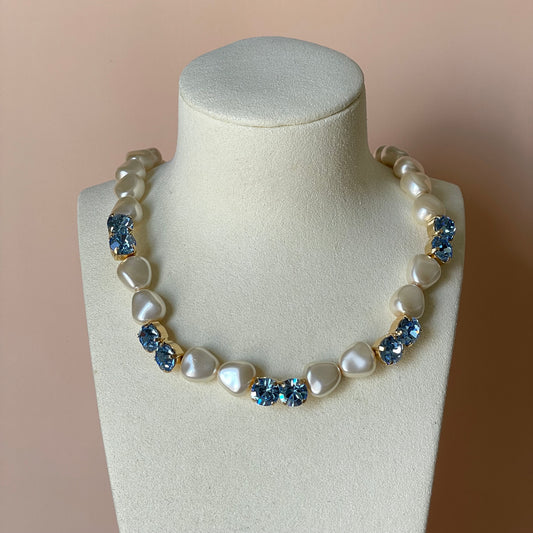 COLLAR ISABEL PERLAS CRISTAL AZUL