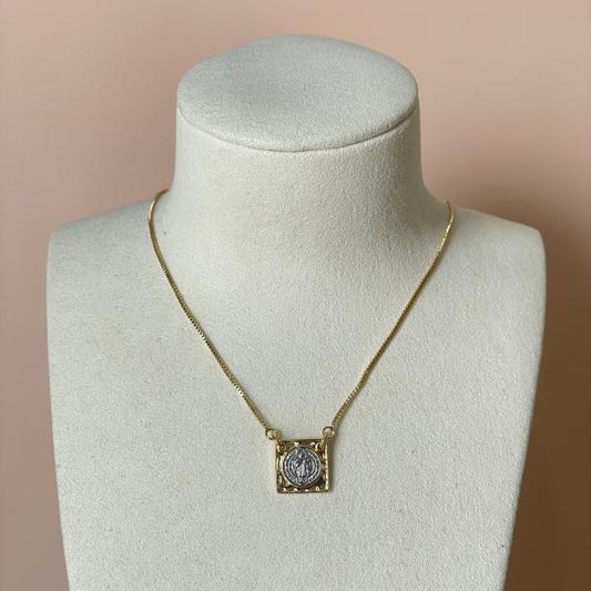 COLLAR DIJE ESCAPULARIO