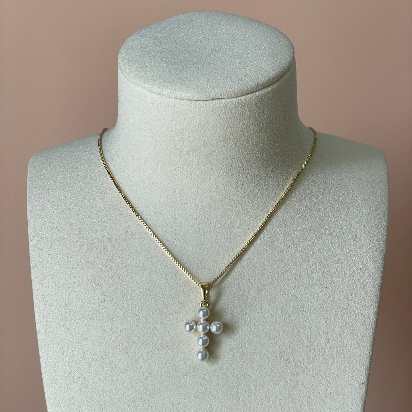 COLLAR DIJE DE CRUZ DE PERLA