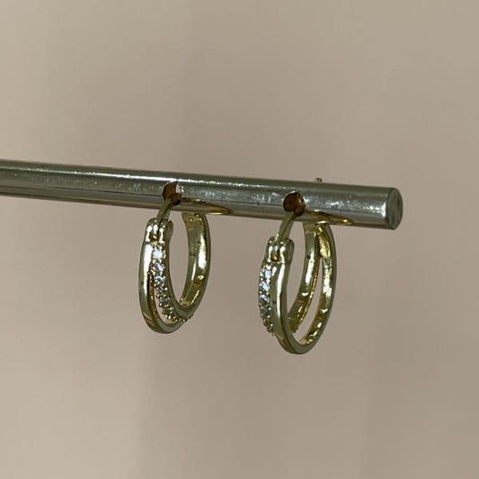 ARRACADAS LISAS DOBLE ARO CON CRISTAL