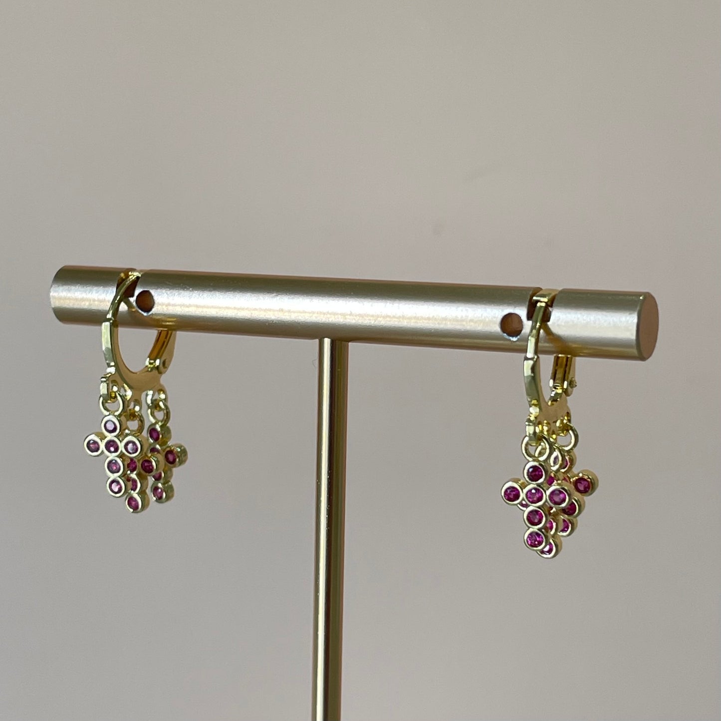 ARRACADAS TRES CRUCES ROSA