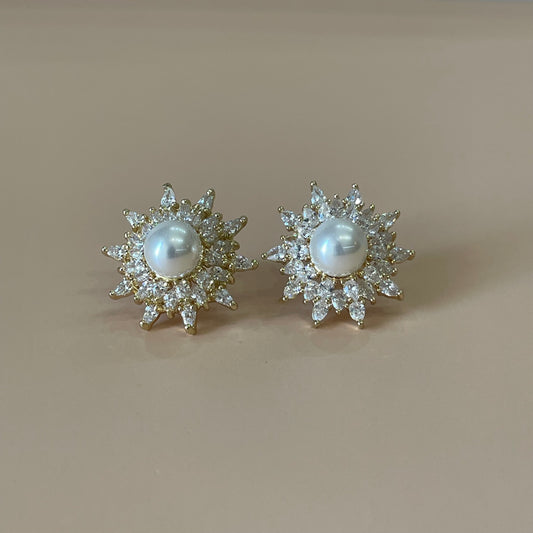 ARETES CON PERLA Y CRISTAL