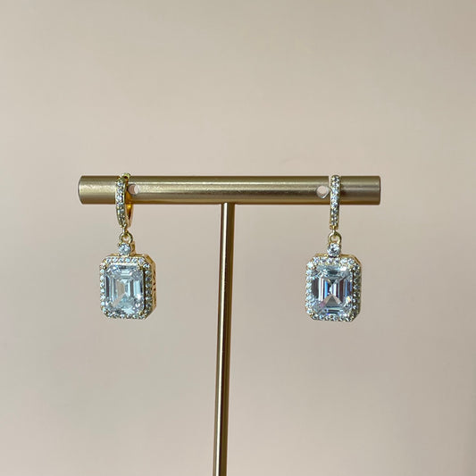 ARRACADAS QUEEN CON CRISTAL CLEAR