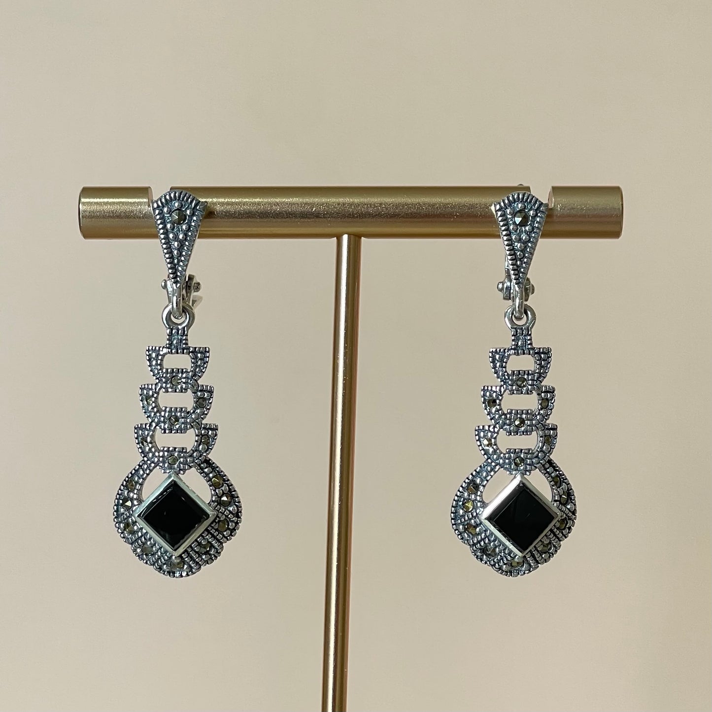 ARETES PRISMA ONIX