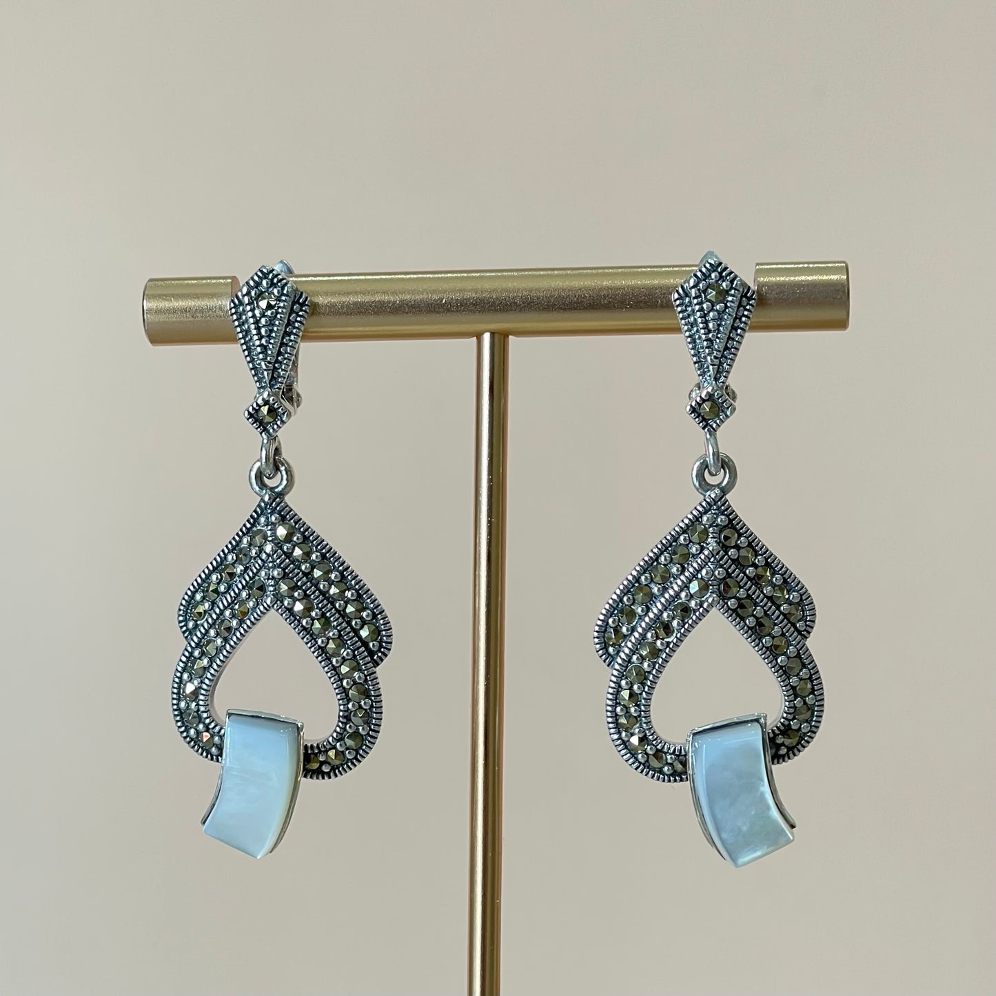ARETES BELLA BLANCOS