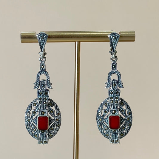 ARETES ARMENUM CUARZO ROJO