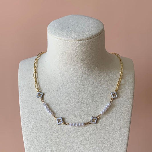 COLLAR LOTUS CON PERLITA Y CADENA