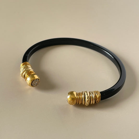 BRAZALETE SARI -CRYSTAL BLACK