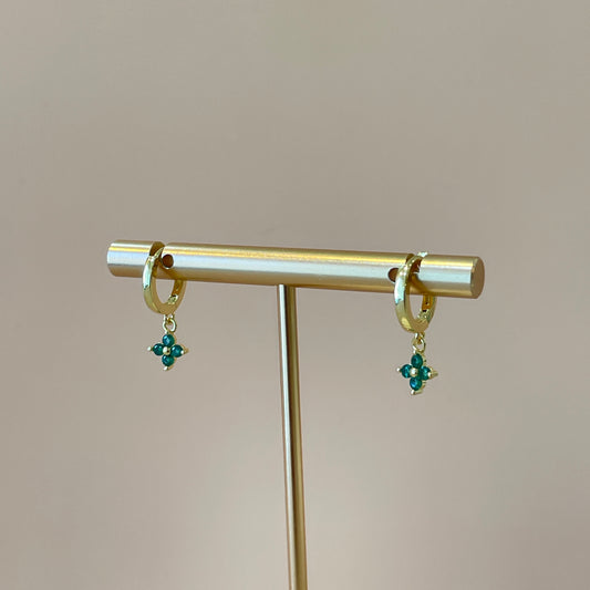 ARRACADAS FLOR VERDE