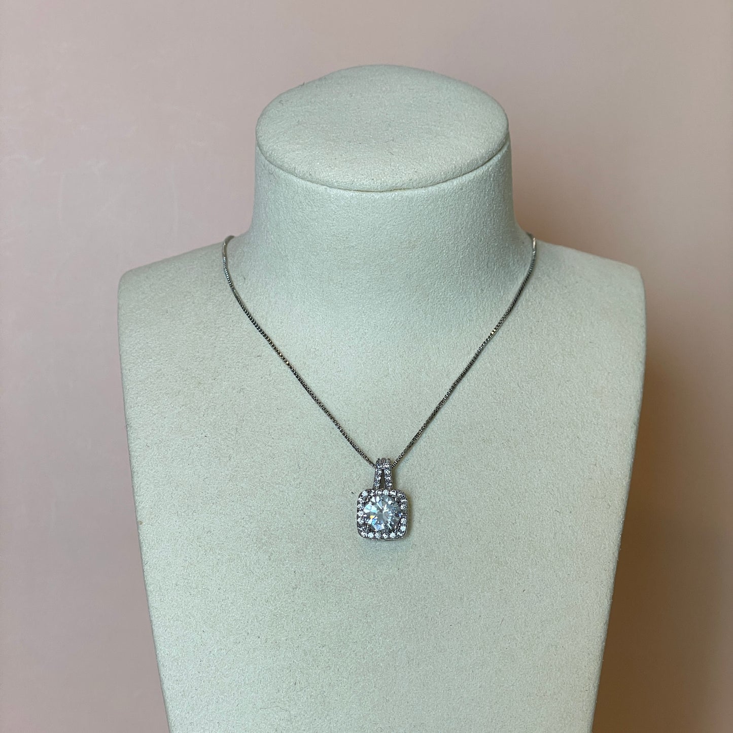 COLLAR DIJE CLASICO GRANDE SILVER