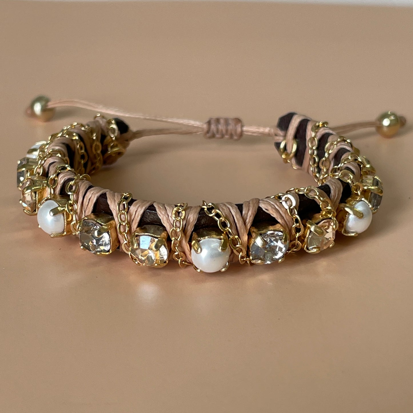 PULSERA FAVORITA CON CADENA CRISTAL GOLD Y PERLA