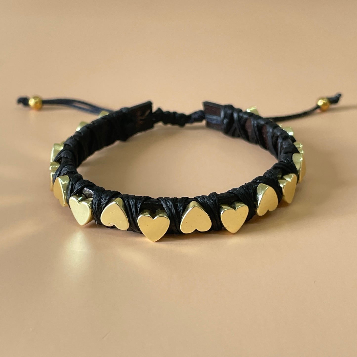 PULSERA FAVORITA CORAZONES GOLD -HN